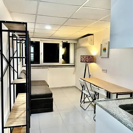 Cozy Midtown Studio In U4 *